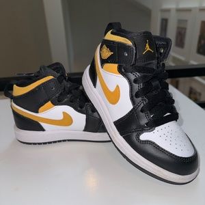 Nike Jordan 1 pollen